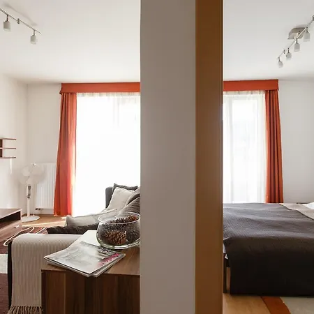 Vivaldi شقة فندقية